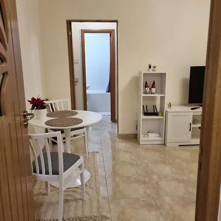 Iza Appartamento Craiova